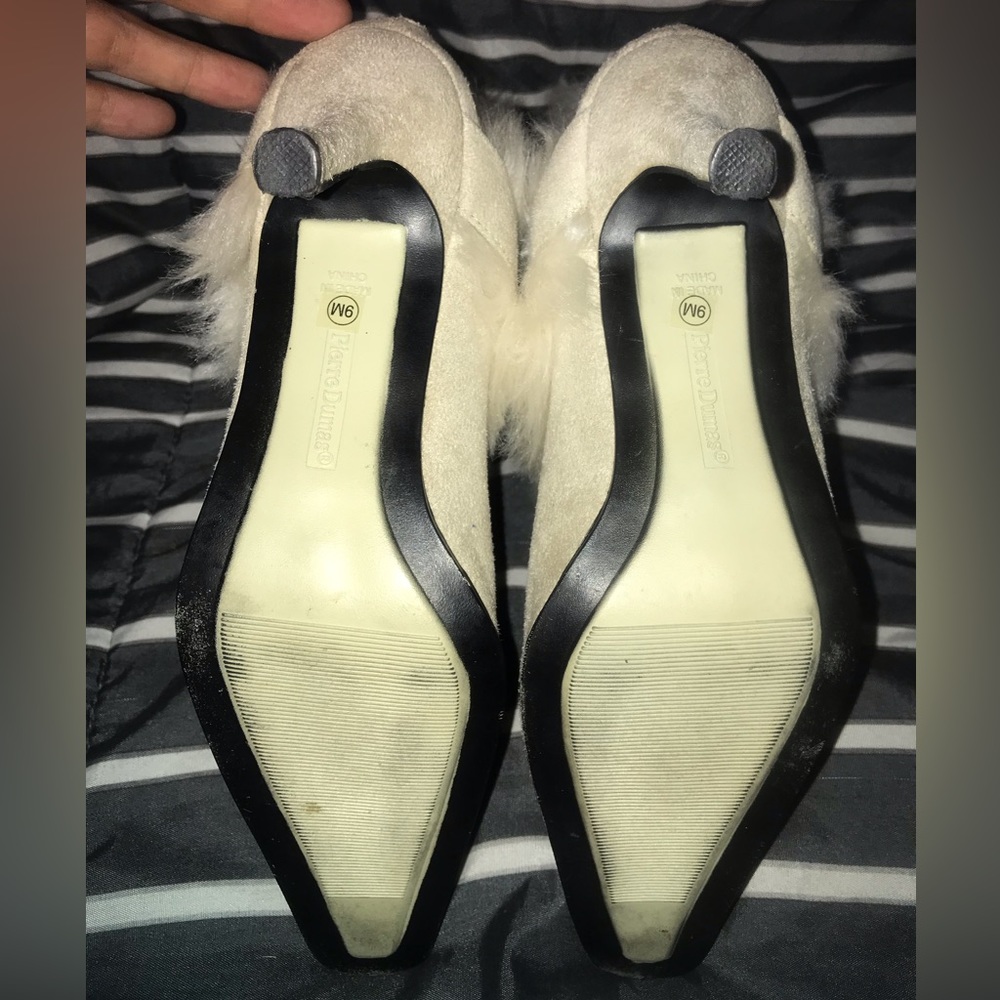 Pierre Dumas Cream Colored, Strapped, Faux Fur Ankle Boots with Heel sz 9 - Picture 7 of 8
